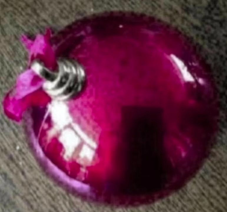 Dikke rode kerstbal ongeveer 15 cm doorsnee, Diversen, Kerst, Ophalen of Verzenden, Zo goed als nieuw