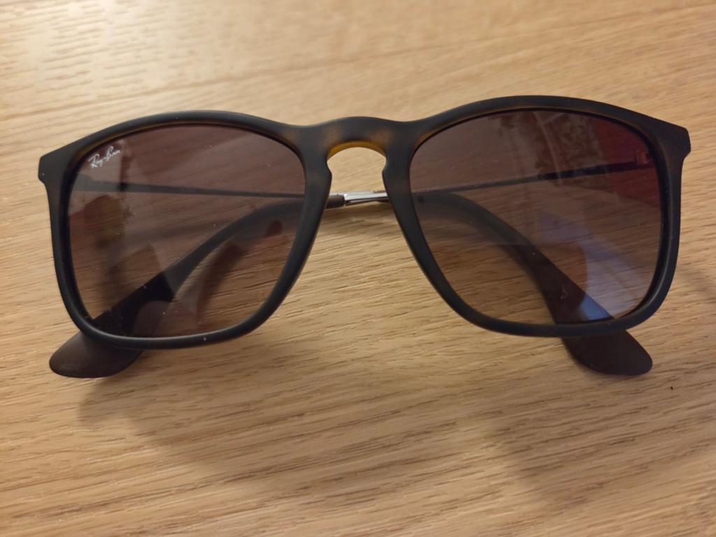 Rayban zonnebril bruin montuur en glas, Bruin, Ophalen of Verzenden, Zo goed als nieuw, Ray-Ban