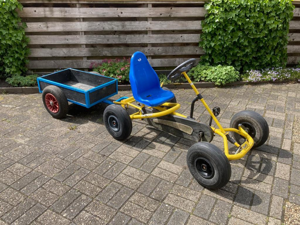 Skelter Berg Cross (middenmaat) met aanhanger, Kinderen en Baby's, Speelgoed | Buiten | Skelters, Ophalen, Gebruikt, Berg, Met kar of aanhanger