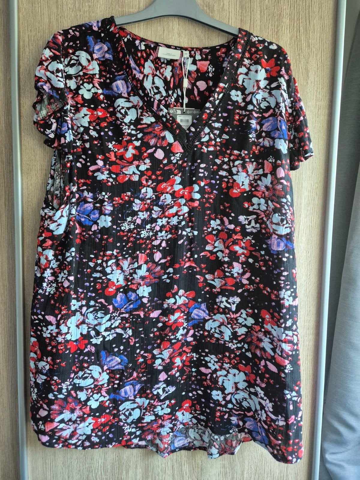 Nieuw shirt Only carmakoma maat 50, Kleding | Dames, Grote Maten, Only Carmakoma, Ophalen of Verzenden, Nieuw, Shirt of Top