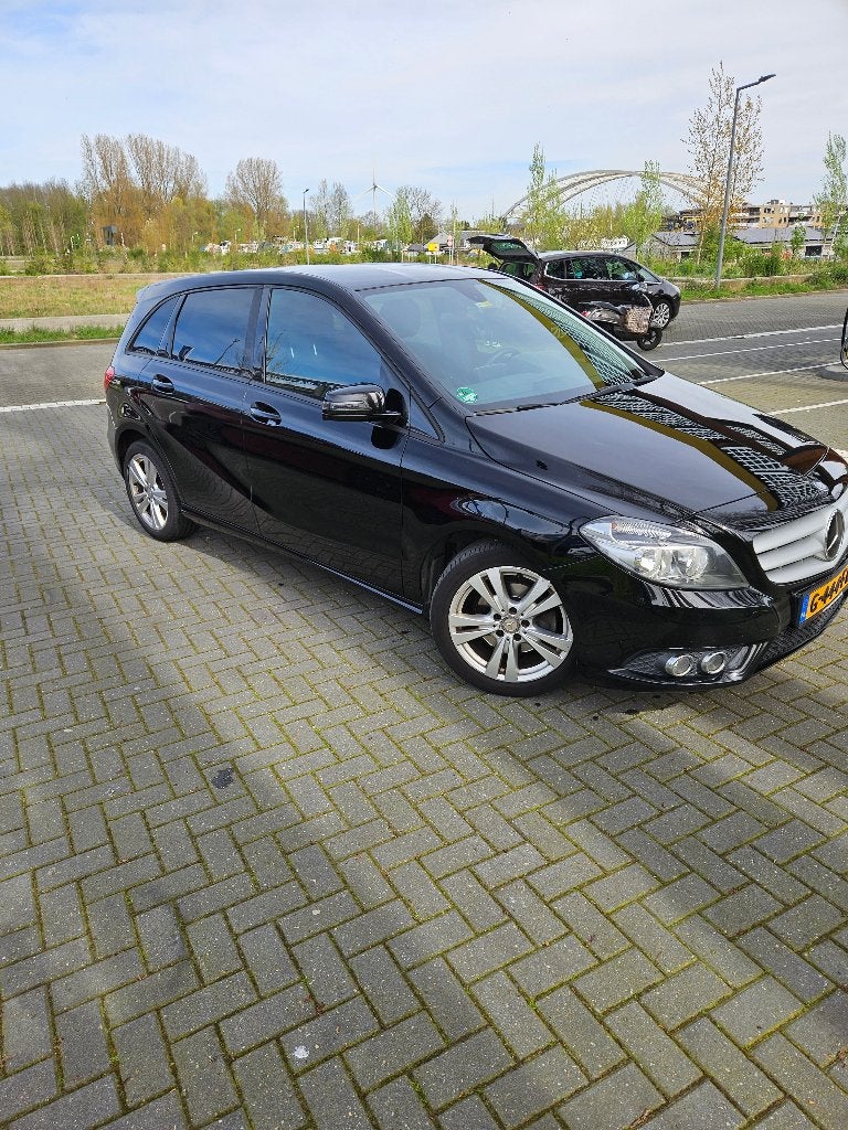 Mercedes B220 CDI AUT Luxe & Comfort, Bomvol!, Auto's, Stof, Zwart, 4 cilinders, Diesel