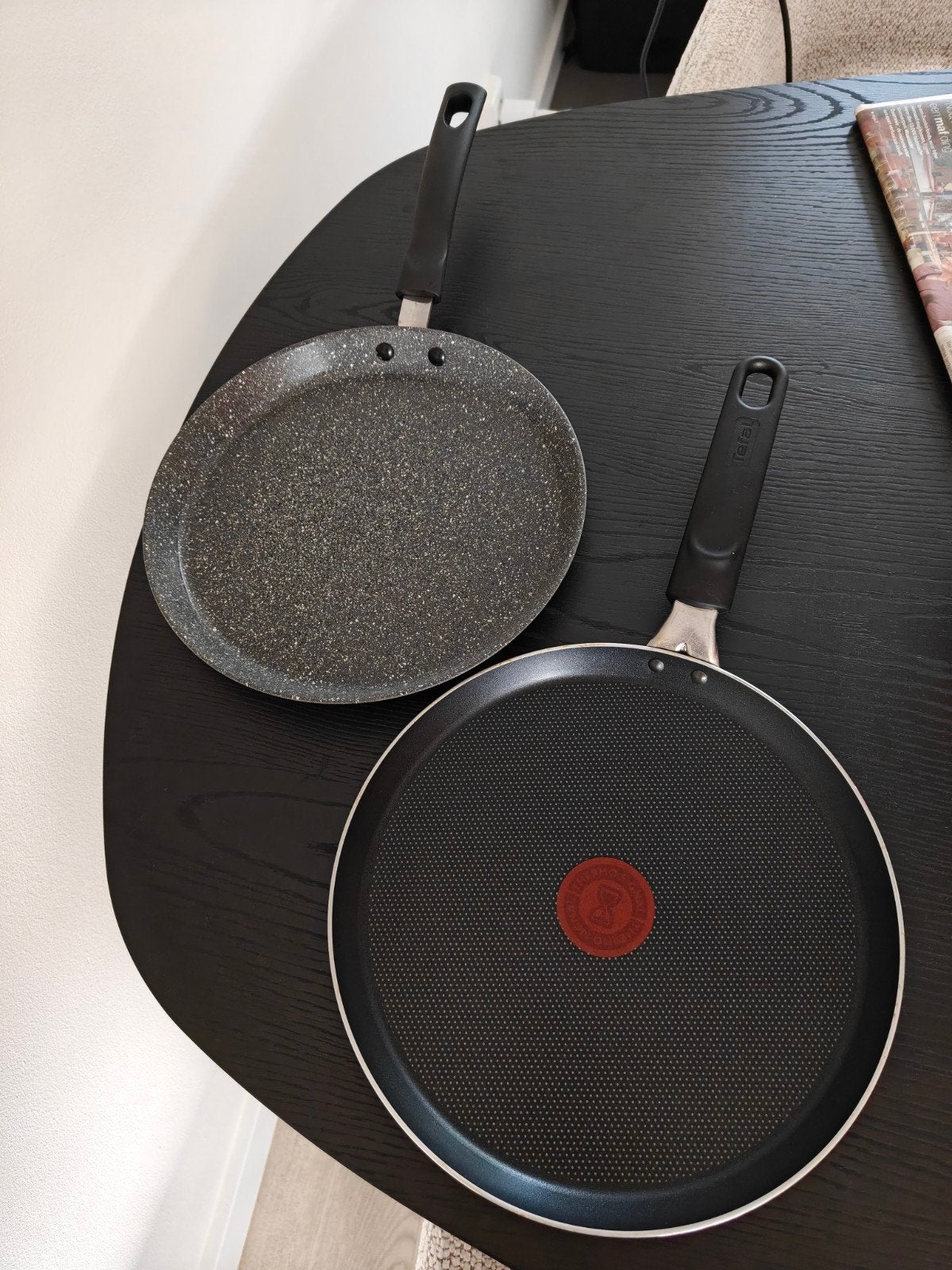 Pannenset: TVS en Tefal pannenkoekenpannen, Antiaanbaklaag, Aluminium, Ophalen, Pannenkoekenpan
