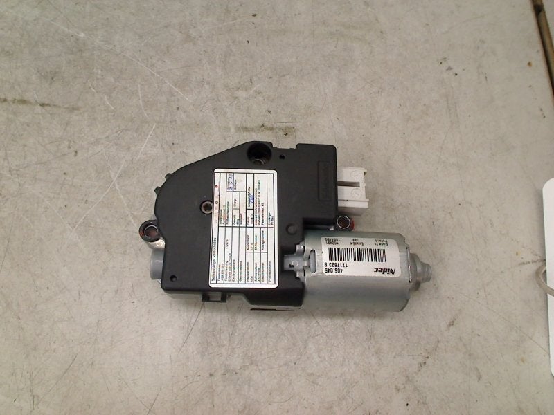 Schuifdak Motor Audi A6 Avant (C7) 2012 4G9959591, Gebruikt, Auto-Union-Straße  1, Ingolstadt 85057, , Duitsland, Info@audi.de