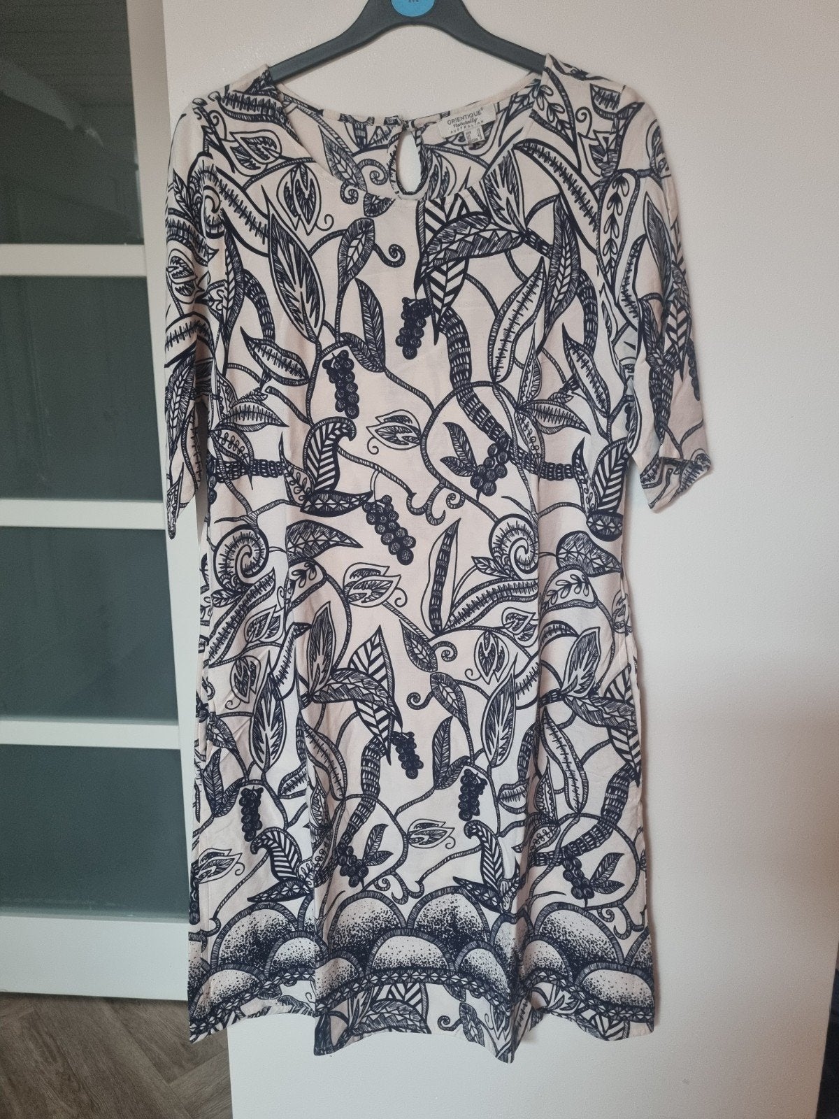 Luchtig Zomerjurkje Maat 40 met Korte Mouwen en Zakken, Maat 38/40 (M), Beige, Nieuw, Orientique