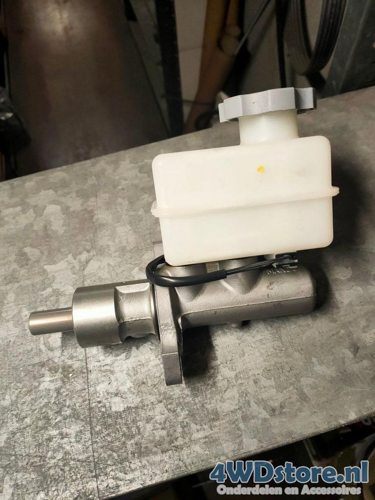 Ssangyong Korando 2 Hoofdremcilinder ABS 4854005500, -, -, Nieuw, Ophalen of Verzenden