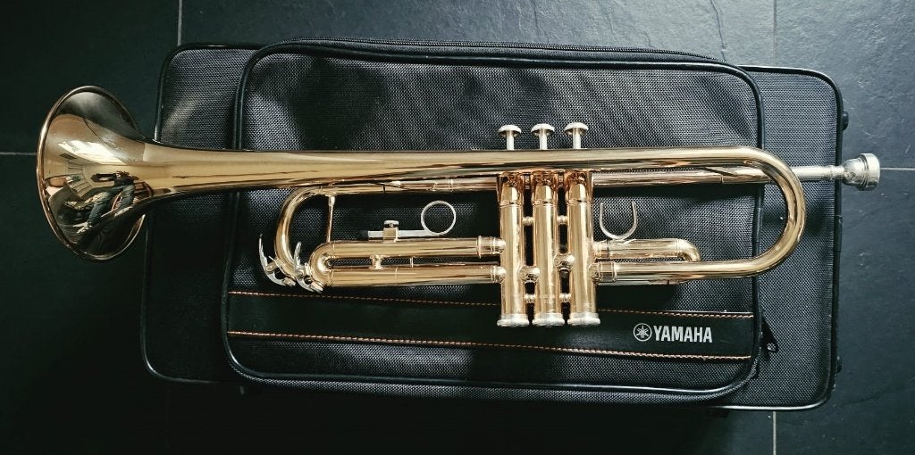 Trompet Yamaha YTR 3335, Ophalen of Verzenden, Nieuw, Overige typen, Met koffer