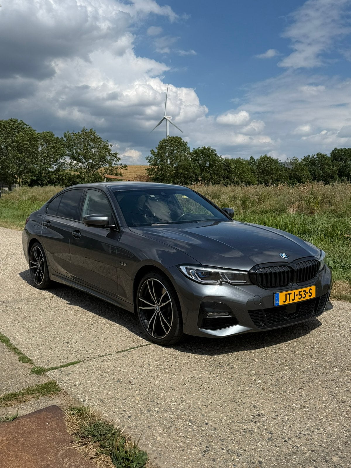 BMW 3-Serie 320e | M-Sport | ACC | Elek. Trekhaak | Camera, Auto's, BMW, Automaat, 1998 cc, Achterwielaandrijving, Zwart