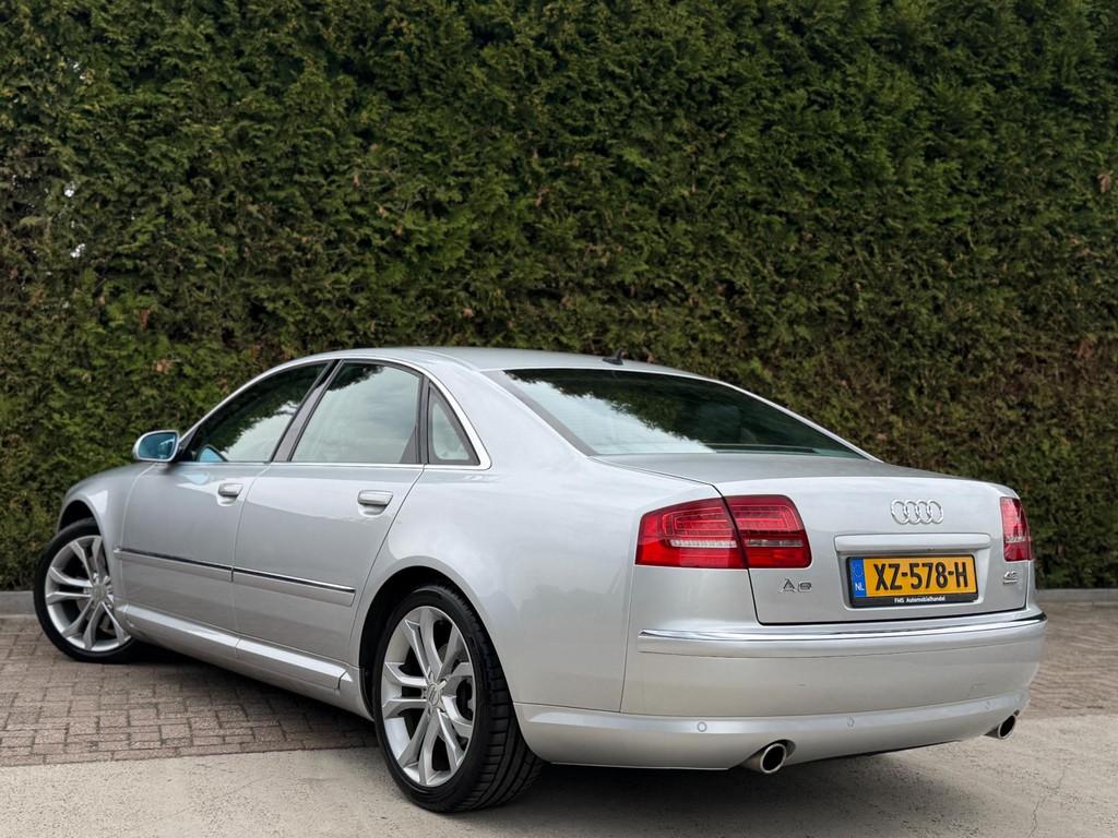 Audi A8 4.2 V8 Quattro Bose, Automaat, 4172 cc, Gebruikt, Bedrijf