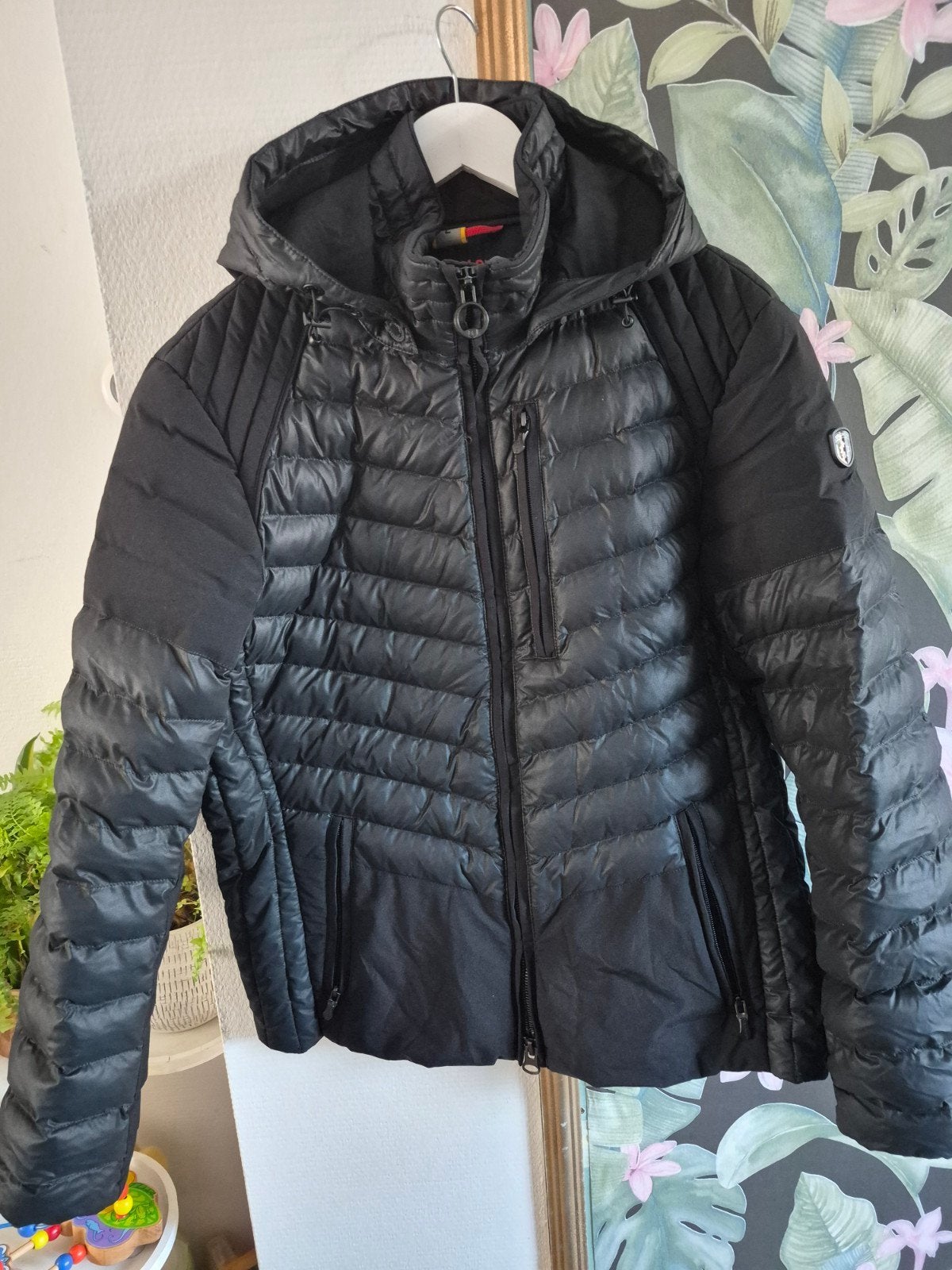 Wellensteyn Winterjas Zwart Maat L - Zo goed als nieuw, Maat 52/54 (L), Wellensteyn, Zwart, Ophalen of Verzenden