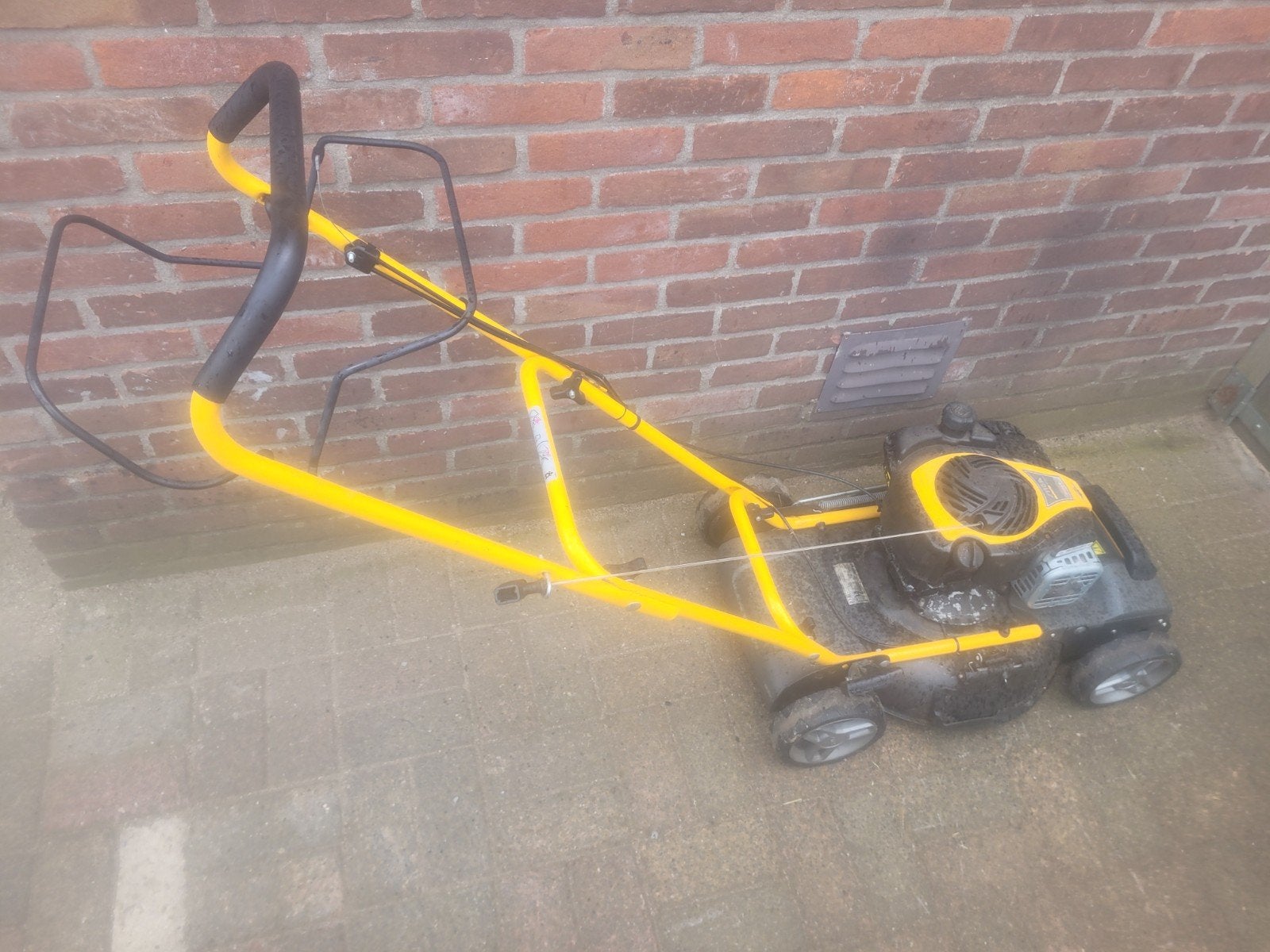 Stiga Combi 48 SQ grasmaaier met Briggs & Stratton motor, Ophalen, Cirkelmaaier, Stiga, Benzine-grasmaaier