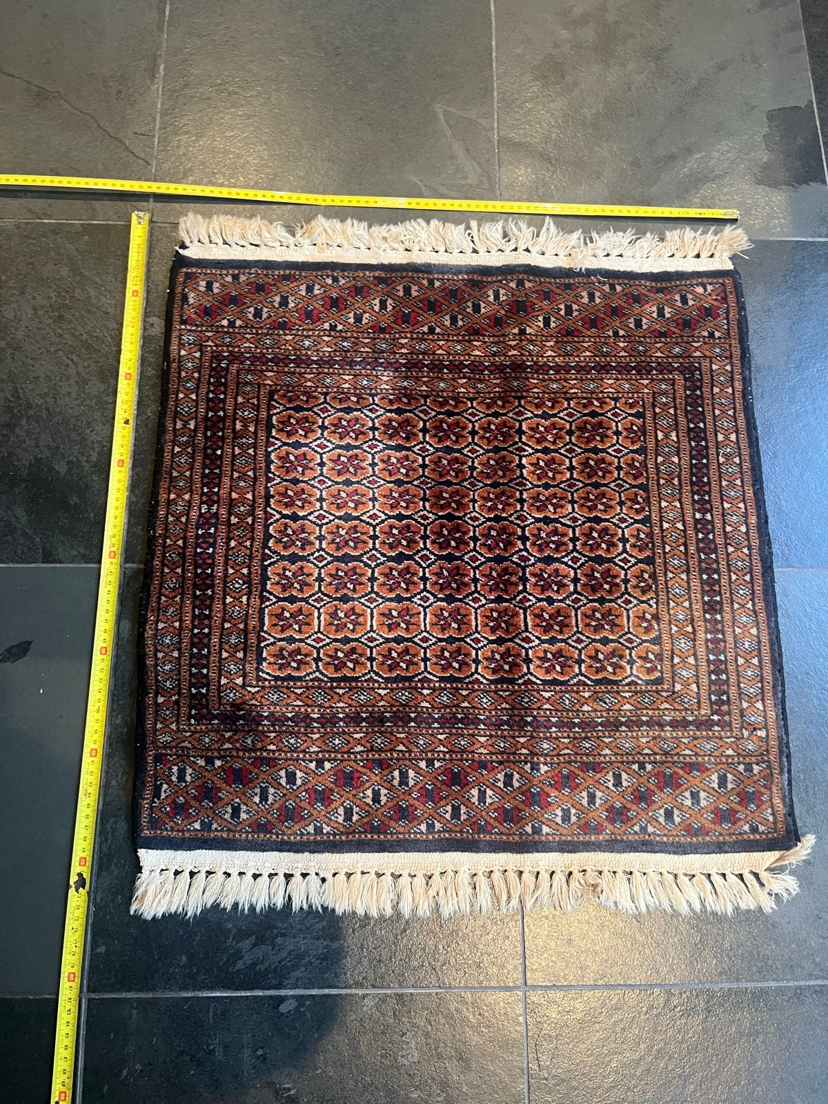 Prachtig handgeknoopt tapijt - Zo goed als nieuw, Bruin, Vierkant, Zo goed als nieuw, 50 tot 100 cm