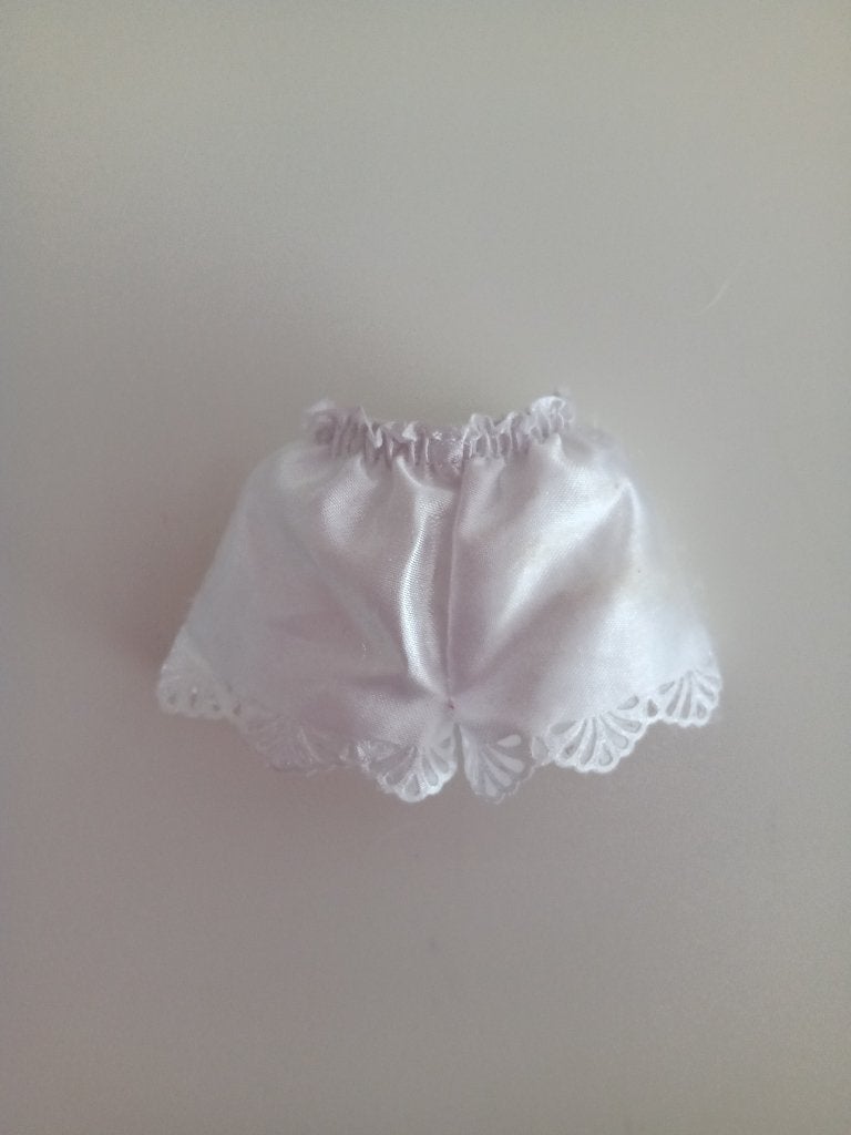 Lingerie Broekje Barbie Frills Fashions #2977 uit 1991, Ophalen of Verzenden, Gebruikt, Kleertjes