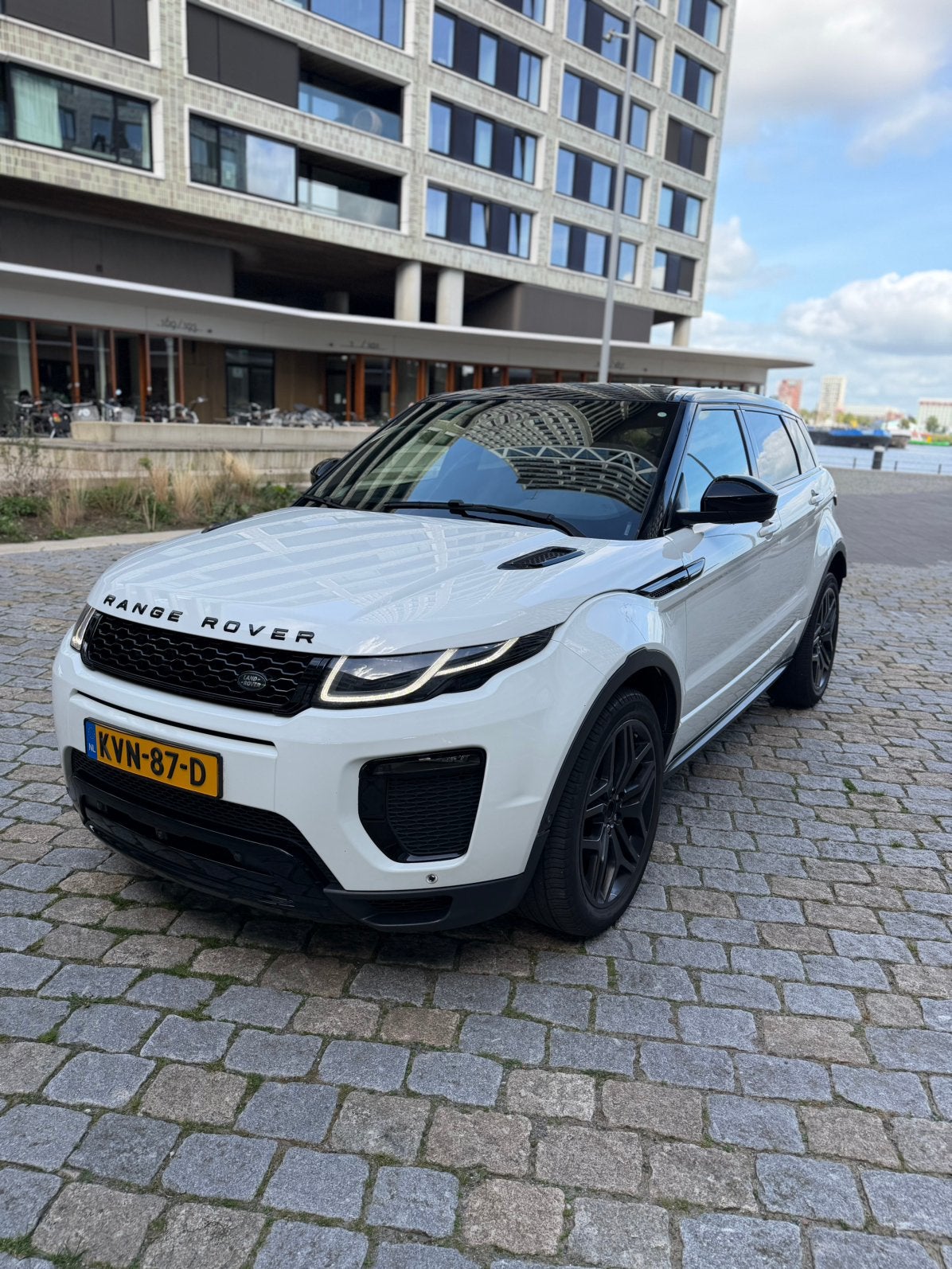 Land Rover Range Rover Evoque 2.0 SI4 4WD AUT 2016 Wit, 1800 kg, Wit, Vierwielaandrijving, Particulier