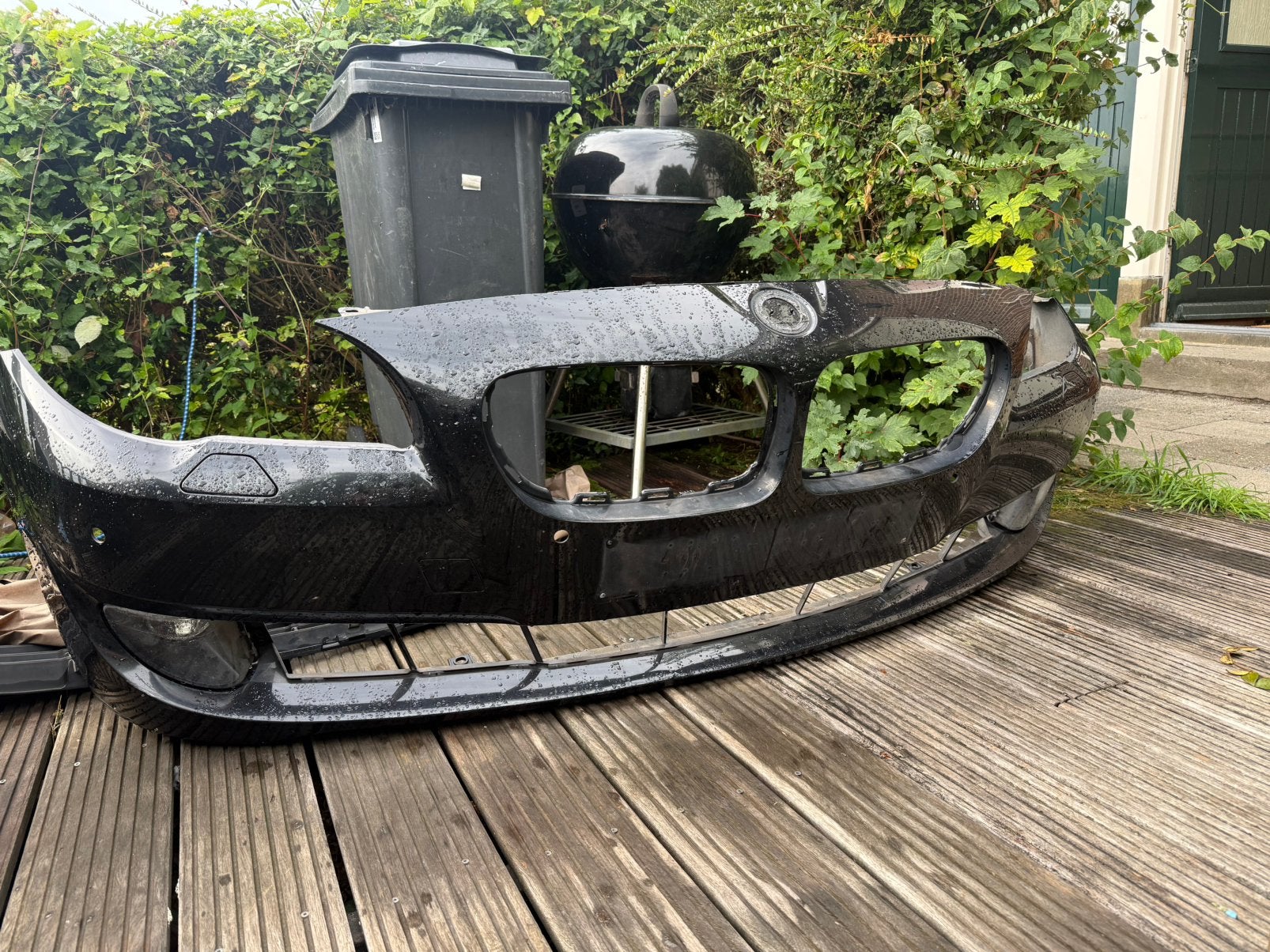 Bmw f10 / f11 bumper, Auto-onderdelen, Carrosserie en Plaatwerk, Ophalen of Verzenden, Voor, BMW, Bumper