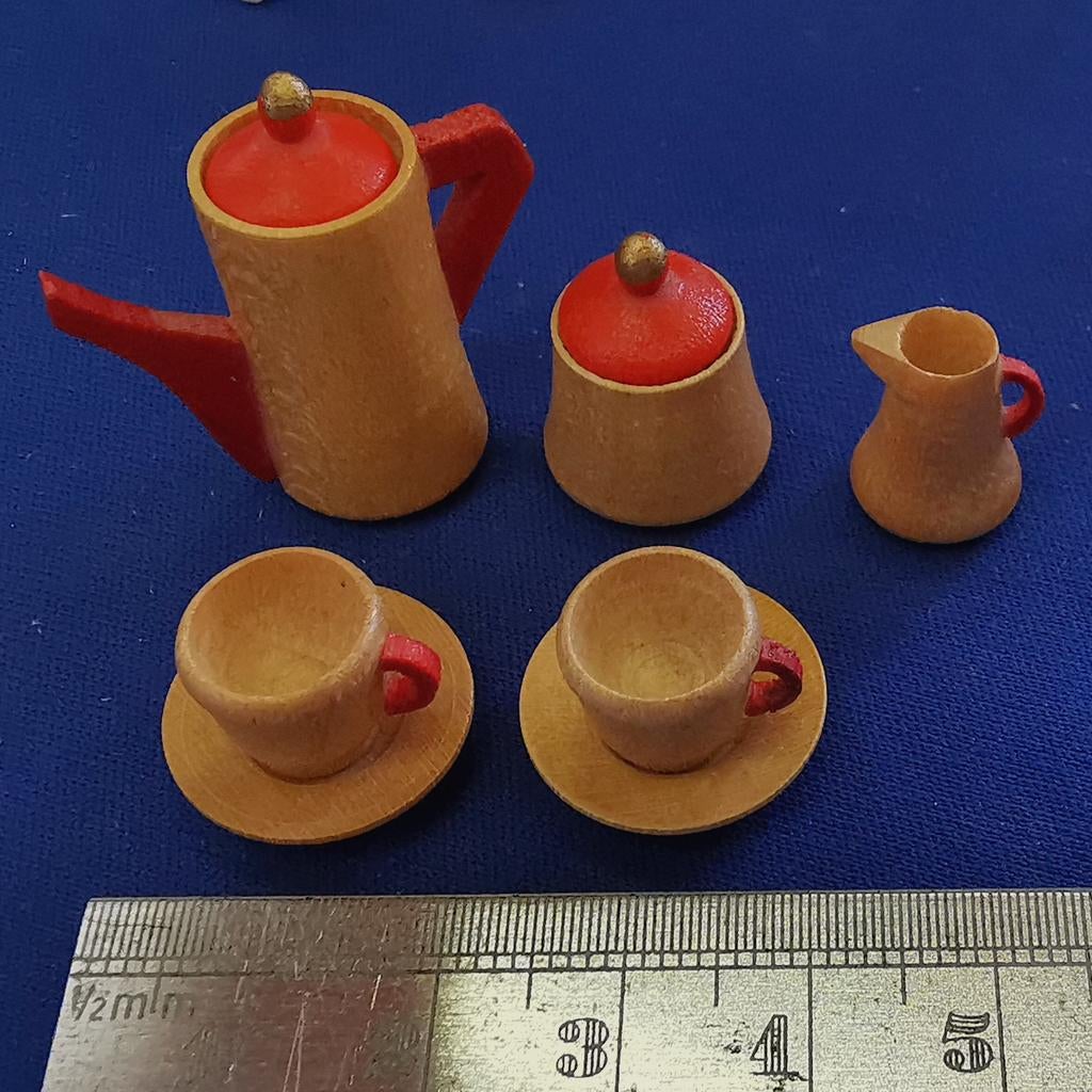 Vintage houten miniatuur theeserviesje, Verzamelen, Ophalen of Verzenden, Poppenhuis