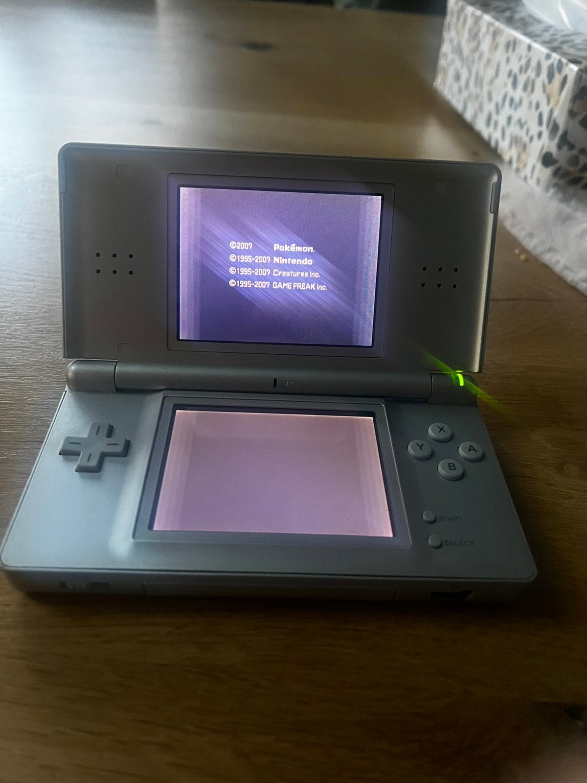 Nitendo Ds pokemon pearl, Spelcomputers en Games, Ophalen of Verzenden, Zo goed als nieuw, DS Lite