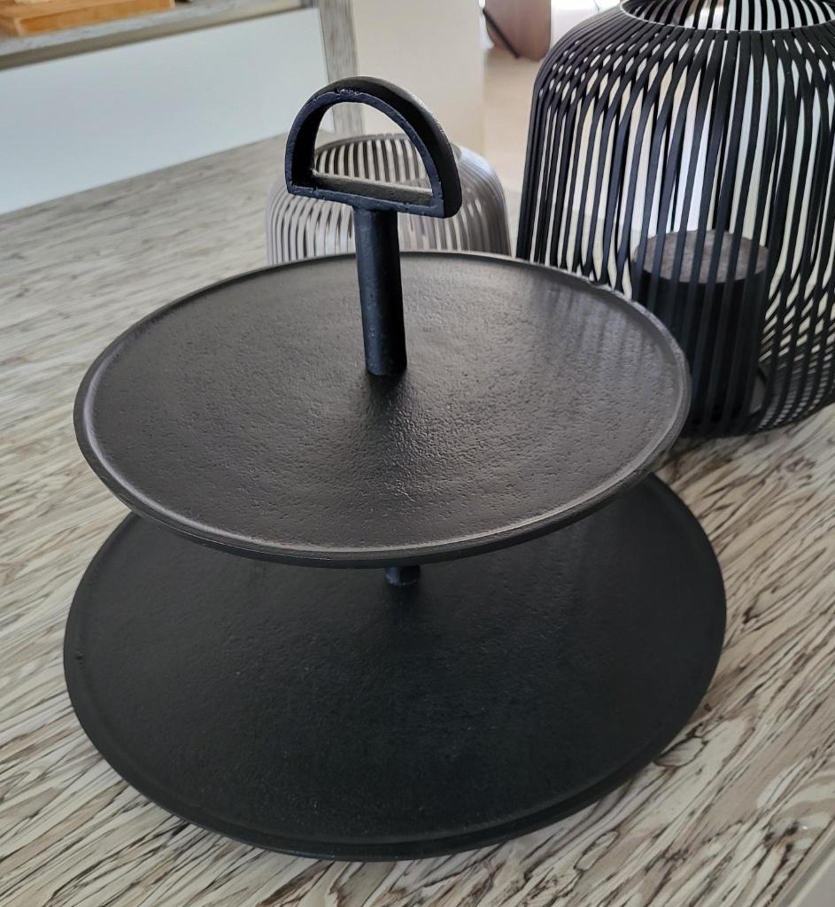 Riviera Maison Shoreditch etagere, 2 laags, zwart, nog nieuw, Huis en Inrichting, Woonaccessoires | Etagères, Ophalen of Verzenden