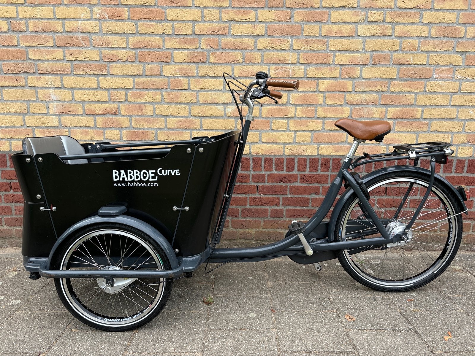 Babboe Curve Bakfiets met Regen- en Zonnentent, 4 kinderen of meer, Gebruikt, Trommelrem, Ophalen