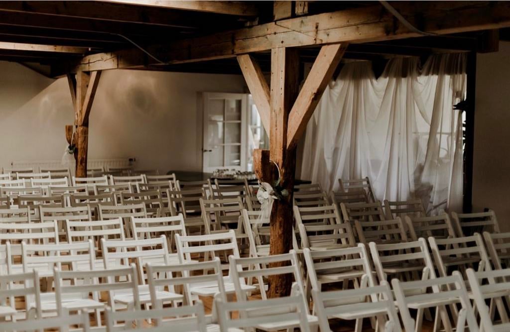 Tafels& stoelen verhuur en nog veel meer, Ophalen, Zo goed als nieuw, Geboorte of Huwelijk