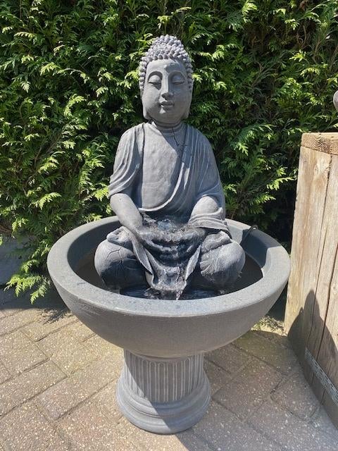 Waterornament met Boeddha
