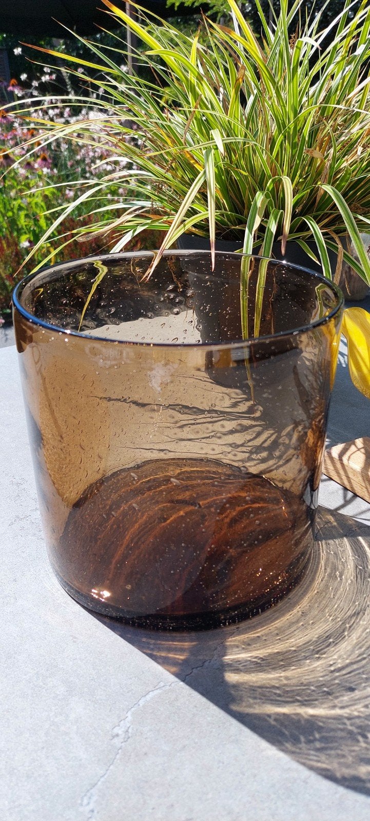 Vaas van Still, glas met luchtbelletjes erin., Bruin, Ophalen of Verzenden, 20 cm, Glas