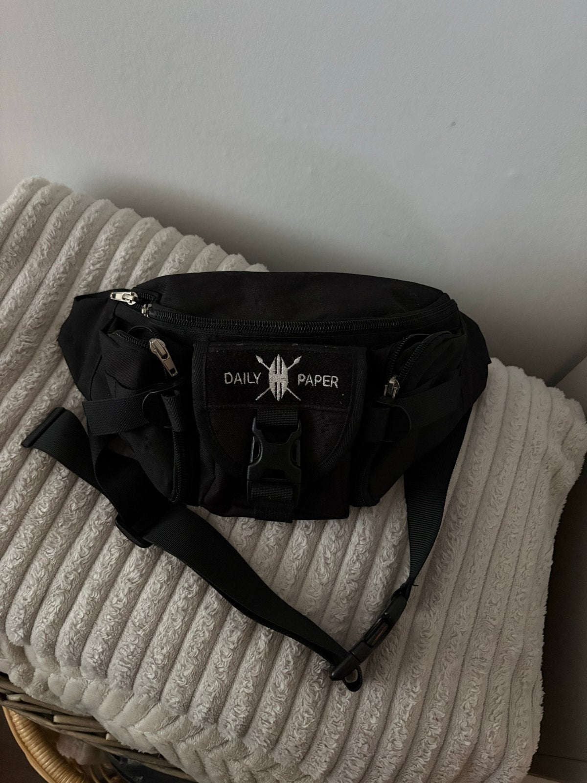 Daily Paper Multi Pocket Waist Bag - Zwart Heuptas, Ophalen of Verzenden, Zo goed als nieuw, Zwart, Overige typen