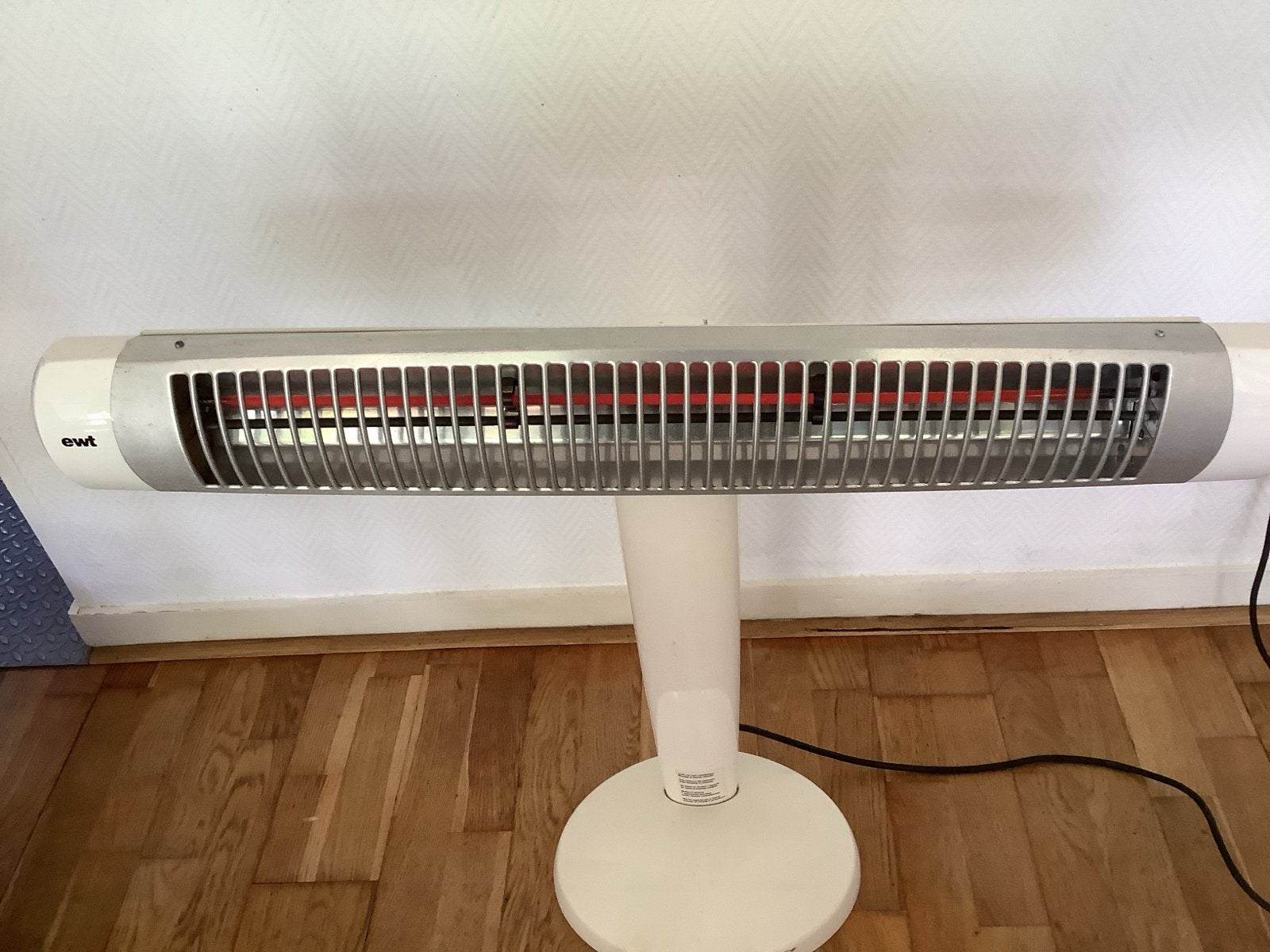 EWT Toren verwarming 800W/1600W, Ophalen, Gebruikt, Torenventilator
