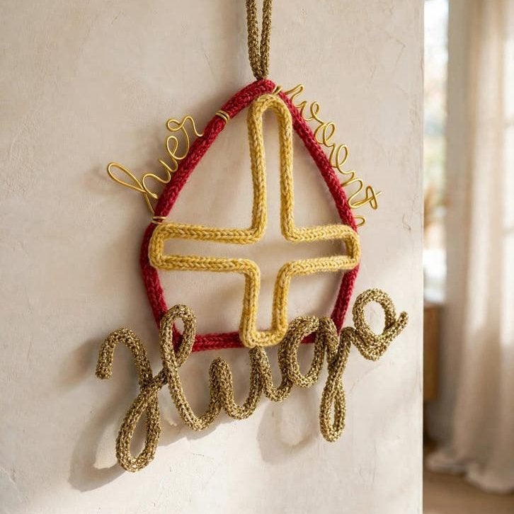 Handgemaakte Sinterklaas Mijter met Naam - Decoratie Hanger, Diversen, Ophalen of Verzenden, Nieuw