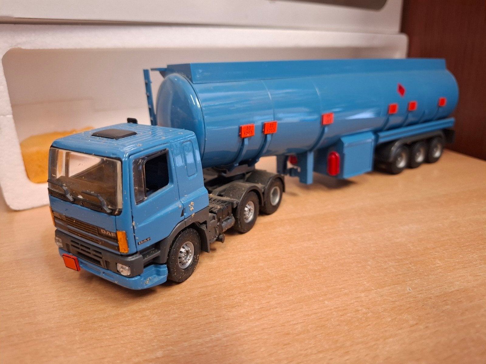 Daf 85 Tanker   Tekno 1:50, Hobby en Vrije tijd, Modelauto's | 1:50, Ophalen of Verzenden, Zo goed als nieuw, Bus of Vrachtwagen