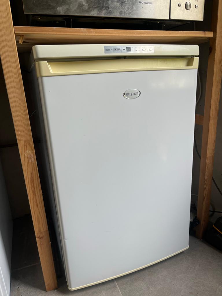 Vriezer tafelmodel | Exquisit GS 112-4E A+ | 85L, 4 lades, Gebruikt, Minder dan 60 cm, Vrijstaand, Ophalen