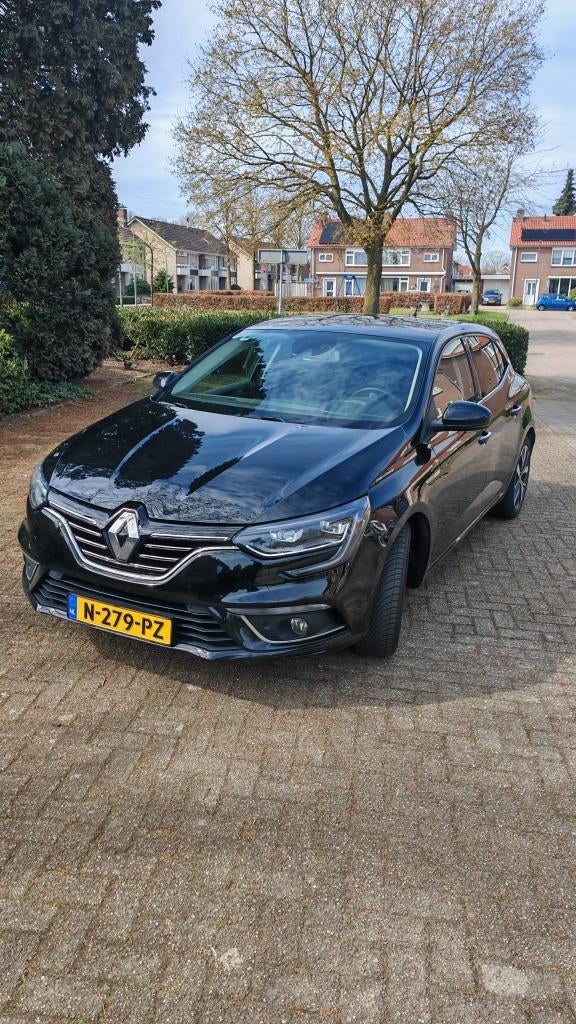Renault Mégane 1.2 16V 97KW HB 2016 Zwart, Voorwielaandrijving, 4 cilinders, Leder en Stof, 19 km/l