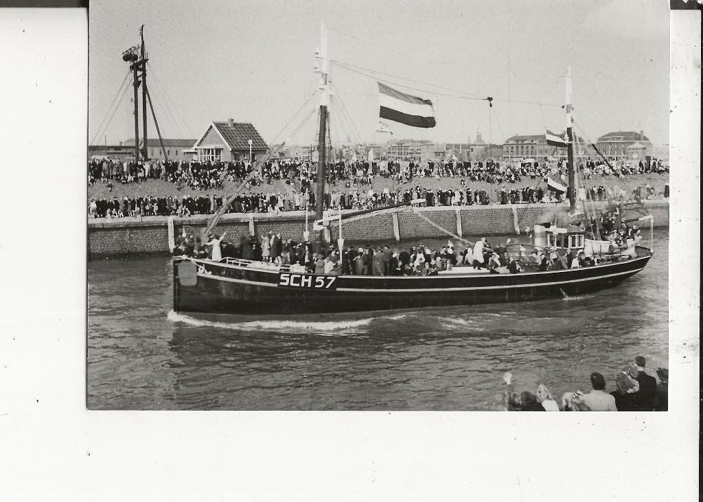 Scheveningen Sch 57 Vlaggetjesdag Foto, Ophalen of Verzenden, Ongelopen, Zuid-Holland