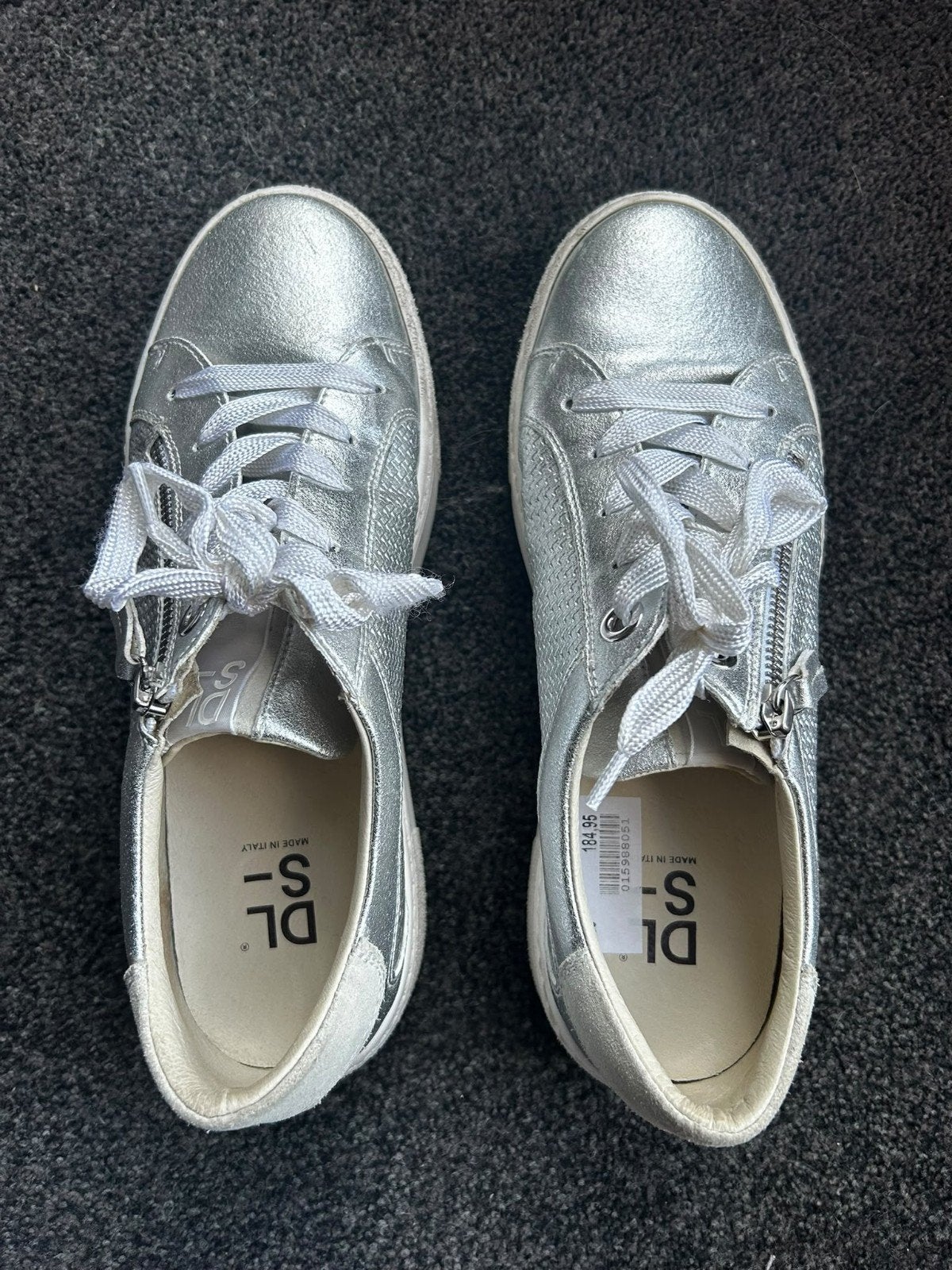 Dames schoenen DL sport maat 39 z.g.a.n. zilverkleurig, Overige kleuren, Ophalen of Verzenden, DL Sport, Sneakers of Gympen