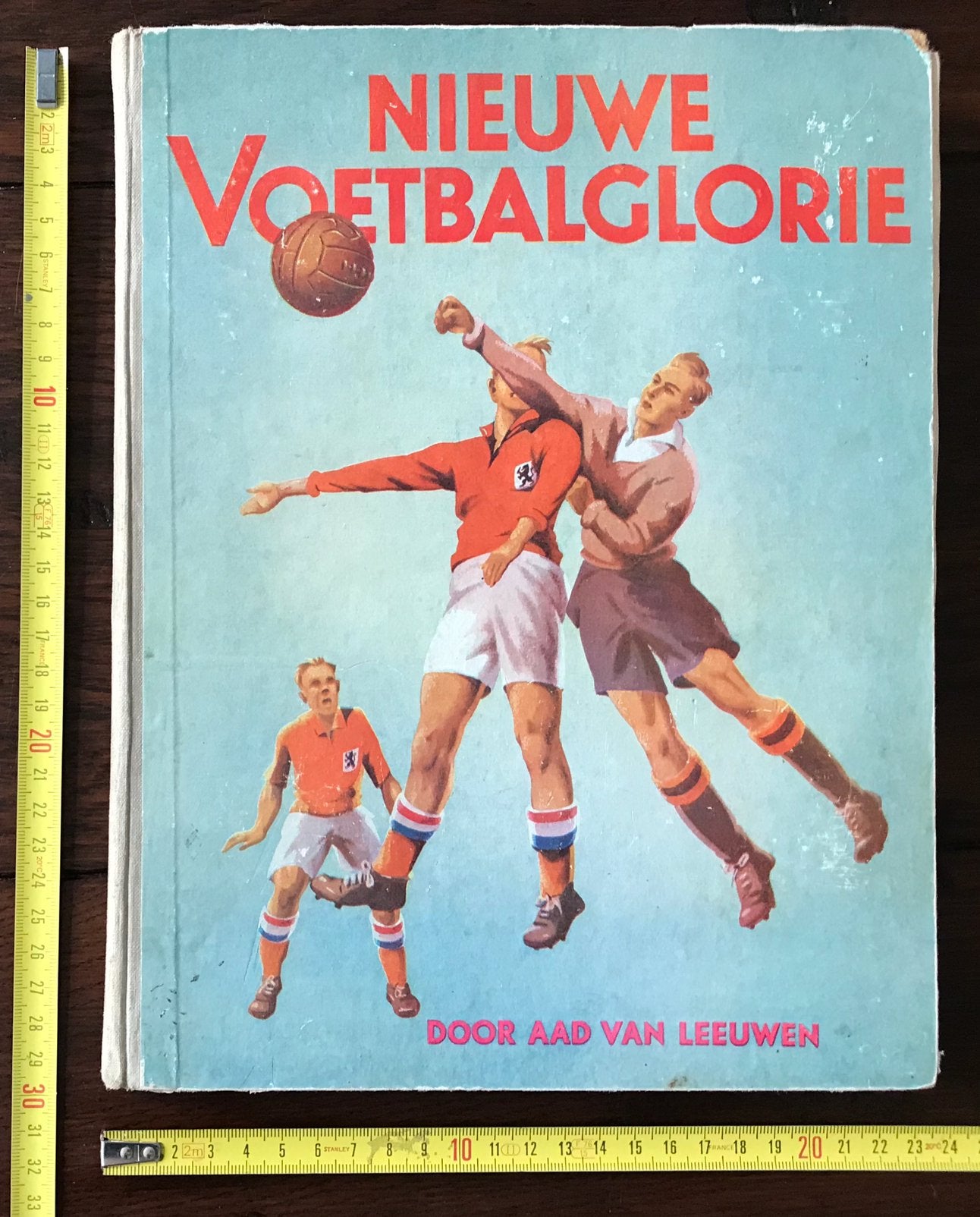 Het  Complete Voetbalalbum NIEUWE VOETBALGLORIE 1947, Ophalen of Verzenden, Zo goed als nieuw, Poster, Plaatje of Sticker
