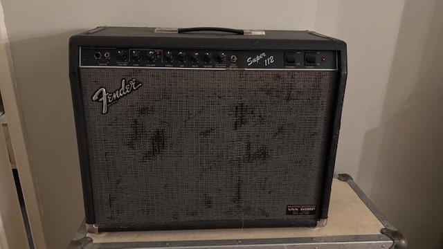 Fender super 112, Muziek en Instrumenten, Ophalen, Gebruikt, Gitaar, 50 tot 100 watt