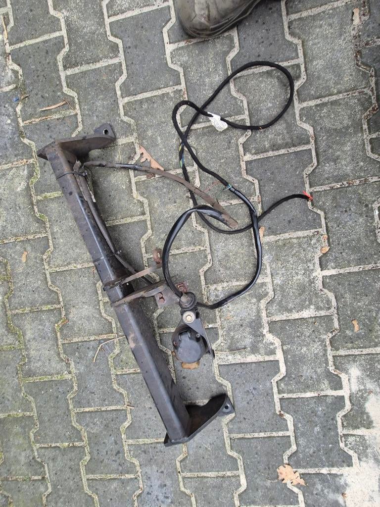 Trekhaak balk ford mondeo, Auto-onderdelen, Trekhaken, Ophalen
