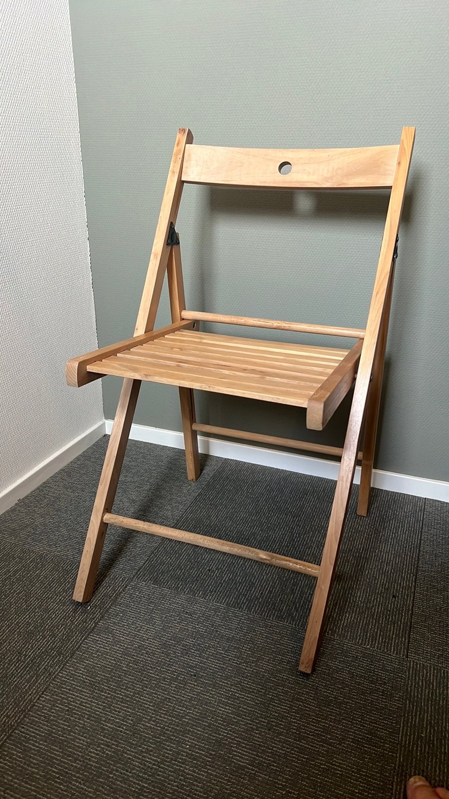 Handige houten klapstoeltjes, Ophalen, Zo goed als nieuw, Hout