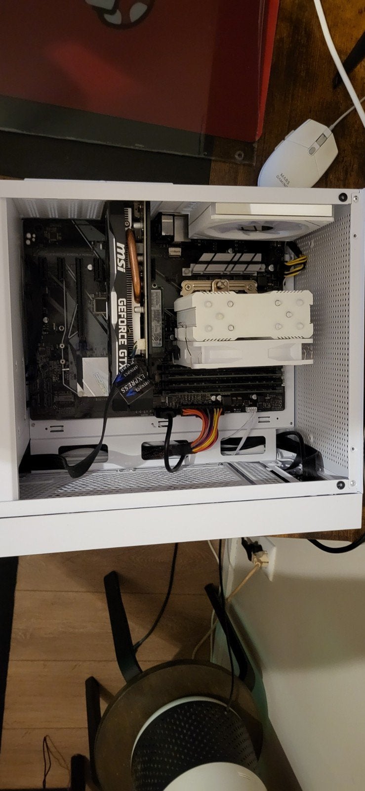 Budget Gaming PC / i5 8600k / MSI Ventus 1660Ti /, Computers en Software, 1.13TB, Zelfgebouwde PC, Refurbished, Ophalen of Verzenden