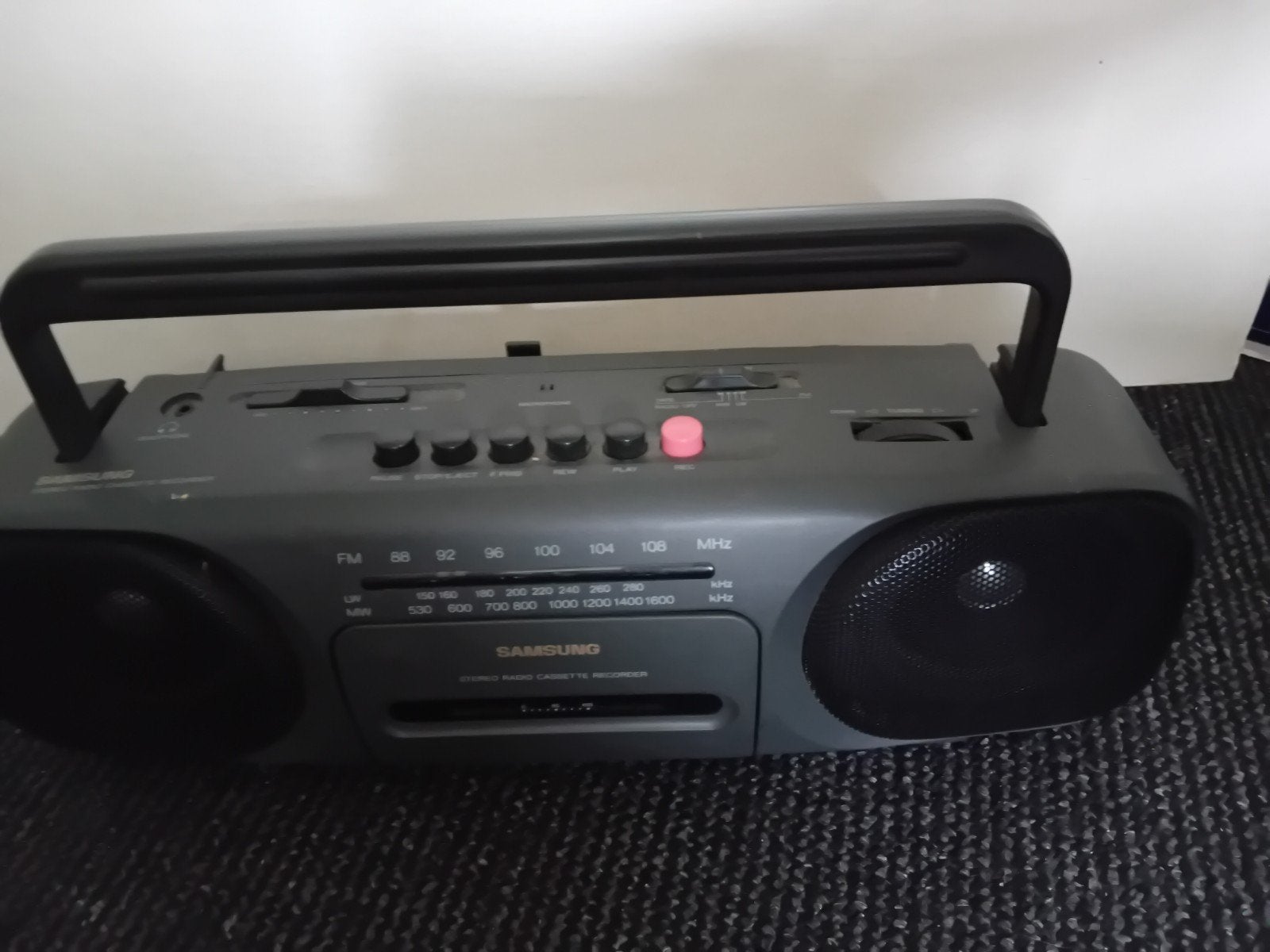 Samsung radio, Ophalen