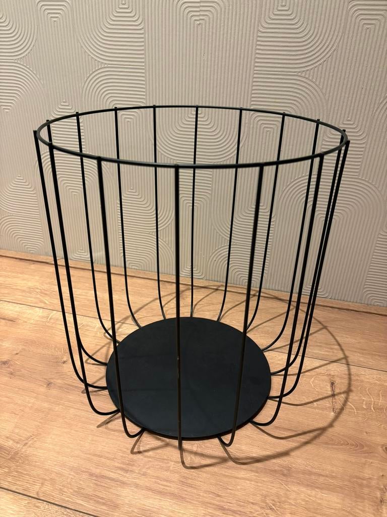 Decoratie mand zwart ijzer, Ophalen, Zo goed als nieuw, Rond, Overige materialen
