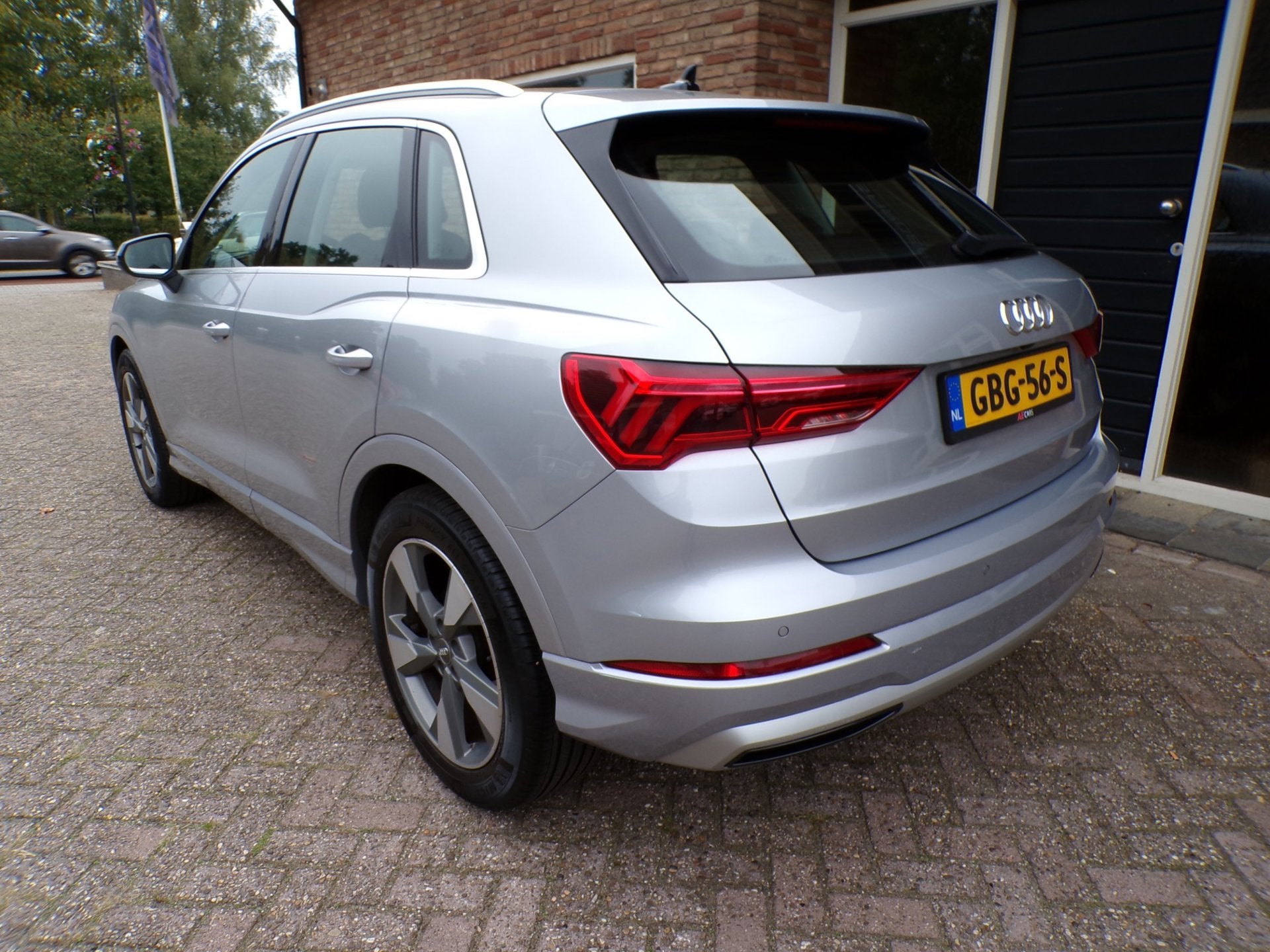 Foto 3 van Audi Q3 35 TFSI S Line Pro Line S Automaat / Navi / Panorama