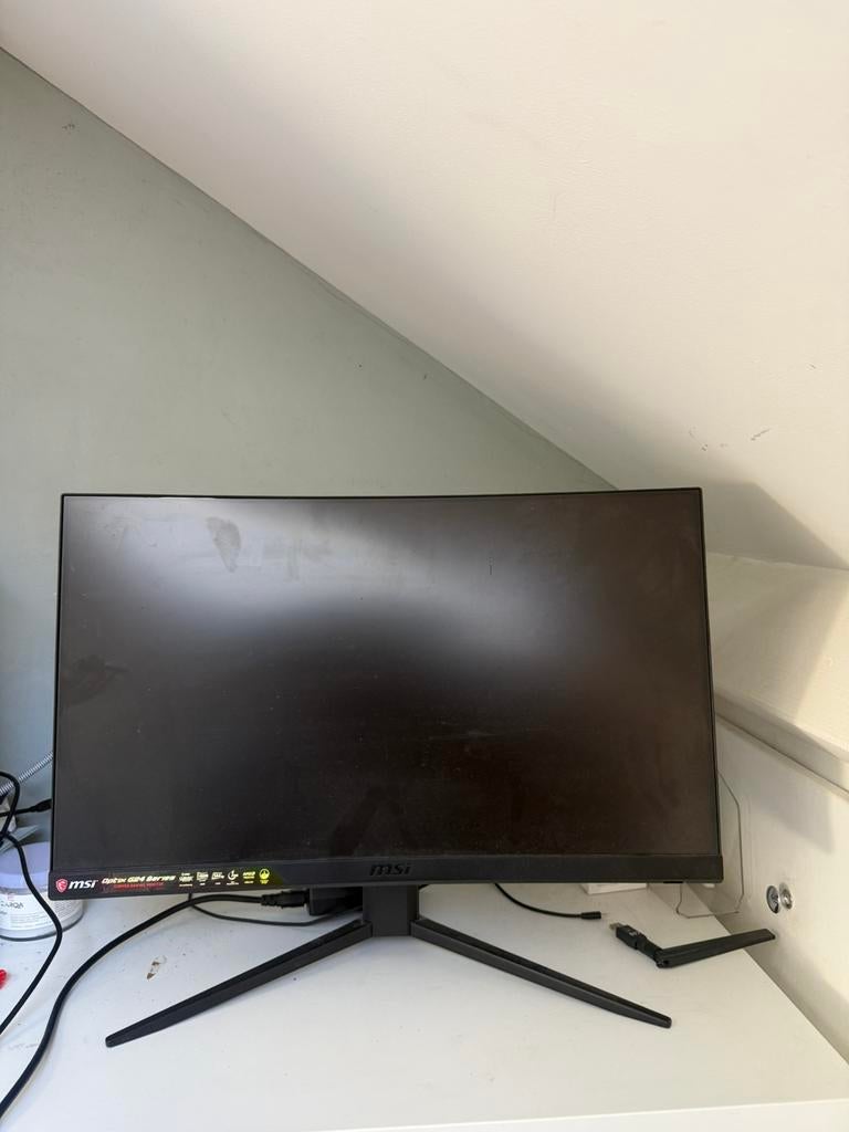 Msi optix G24 series | Curved |, Computers en Software, Monitoren, 101 t/m 150 Hz, Curved, Ophalen of Verzenden, Zo goed als nieuw