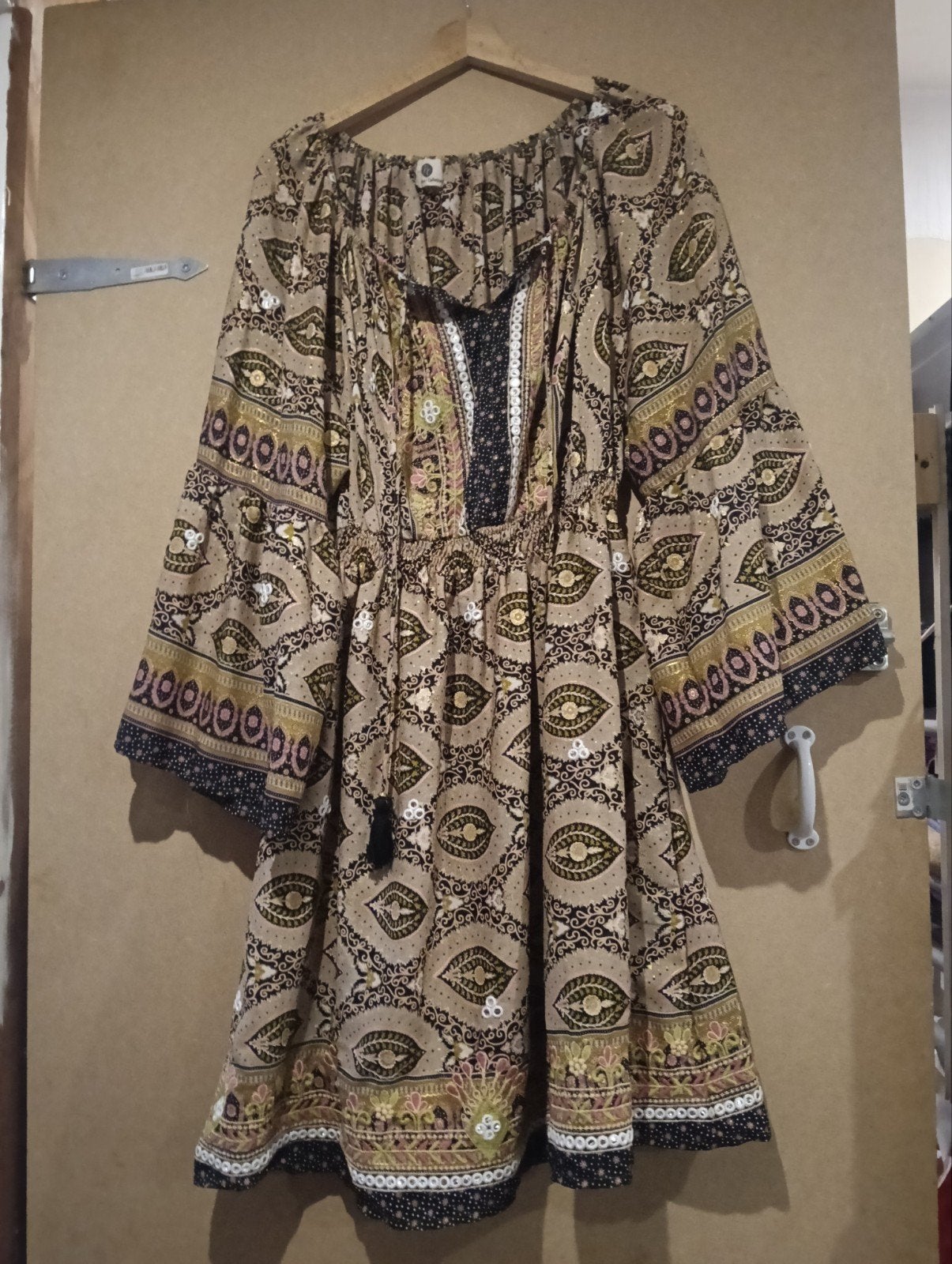ibiza jurk, Ophalen of Verzenden, Zo goed als nieuw, Maat 46/48 (XL) of groter, Onder de knie