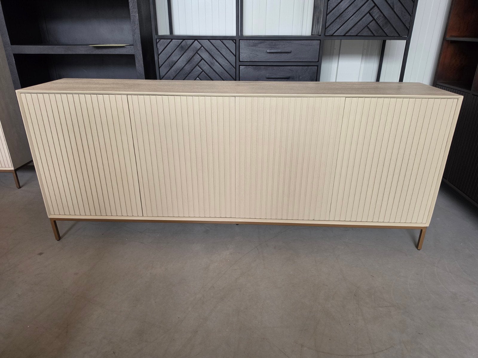 Dressoir Madison Sand 210 cm met lattenpatroon, Overige houtsoorten, Met deur(en), Info@meubeloutletmeppel.nl, Modern, Scandinavisch