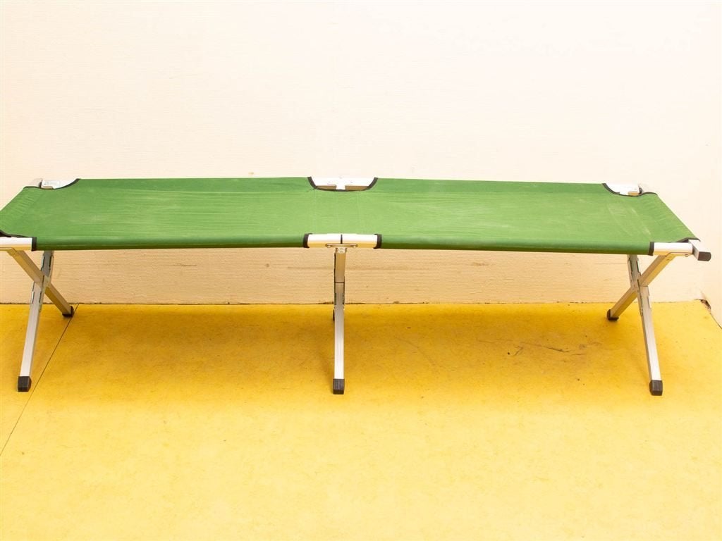 Kampeerbed 31027, Ophalen of Verzenden, Gebruikt, Campingkast