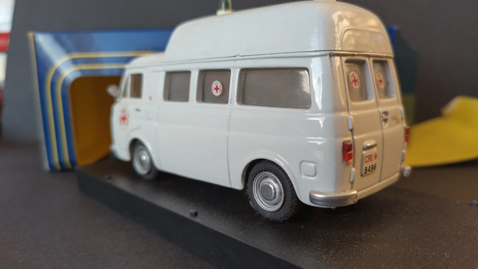 Fiat 238 ambulance 1:43 Progetto K Pol, Overige merken, Auto, Verzenden, .