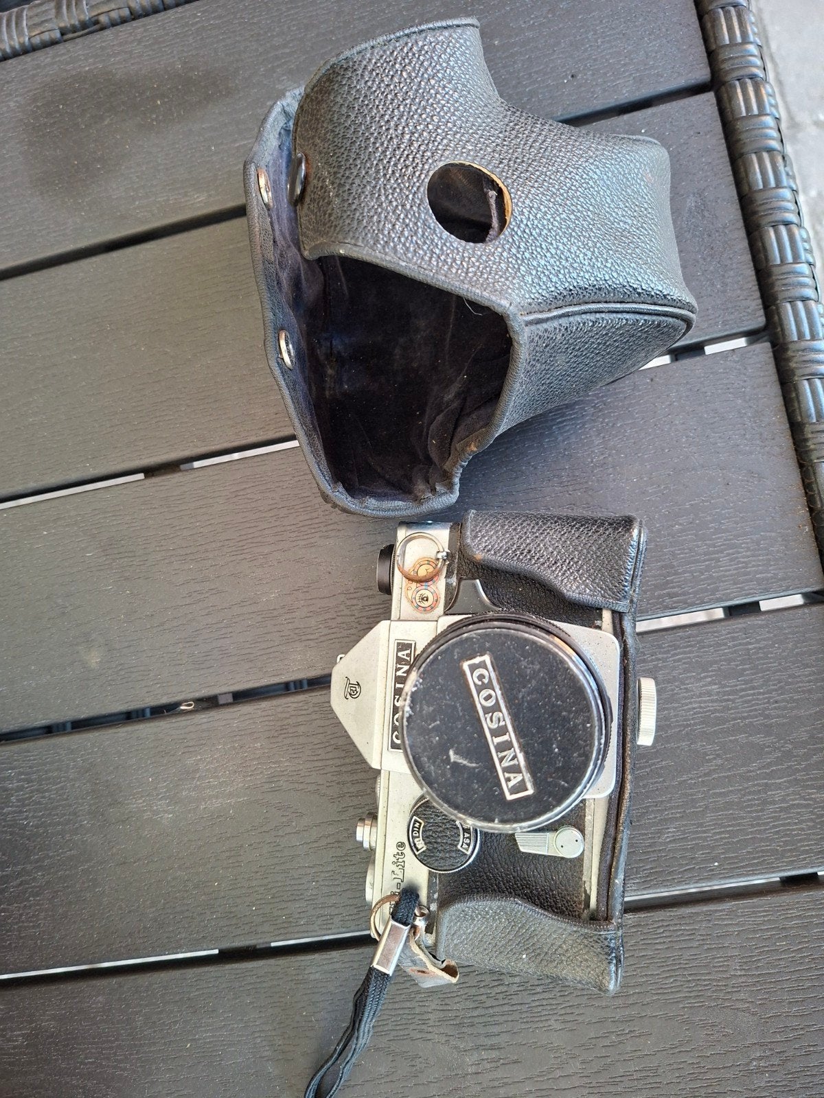 Vintage Cosina Compact Camera met Leren Hoes, Ophalen of Verzenden, Gebruikt, Compact, Overige Merken