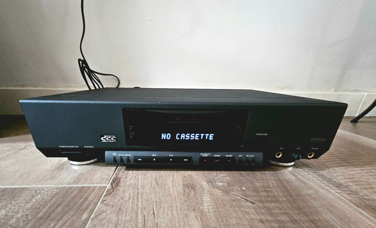Philips DCC 951 Digital Compact Cassette Recorder, Audio, Tv en Foto, Cassettedecks, Ophalen of Verzenden, Enkel, Philips, Tiptoetsen
