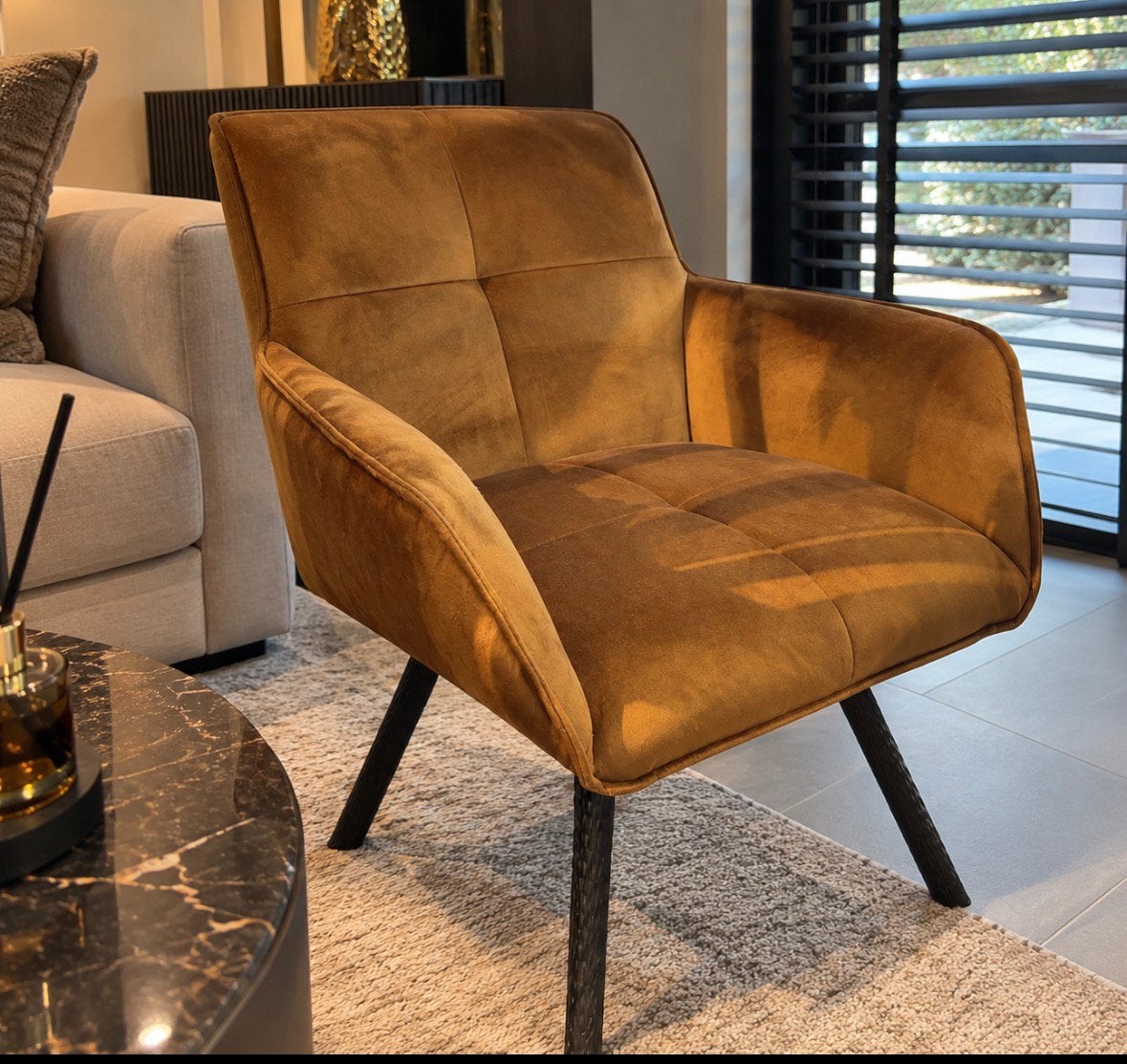 OUTLET | Bruine Stoel – Strak Modern Design, Ophalen of Verzenden, Nieuw, Bruin, Eén