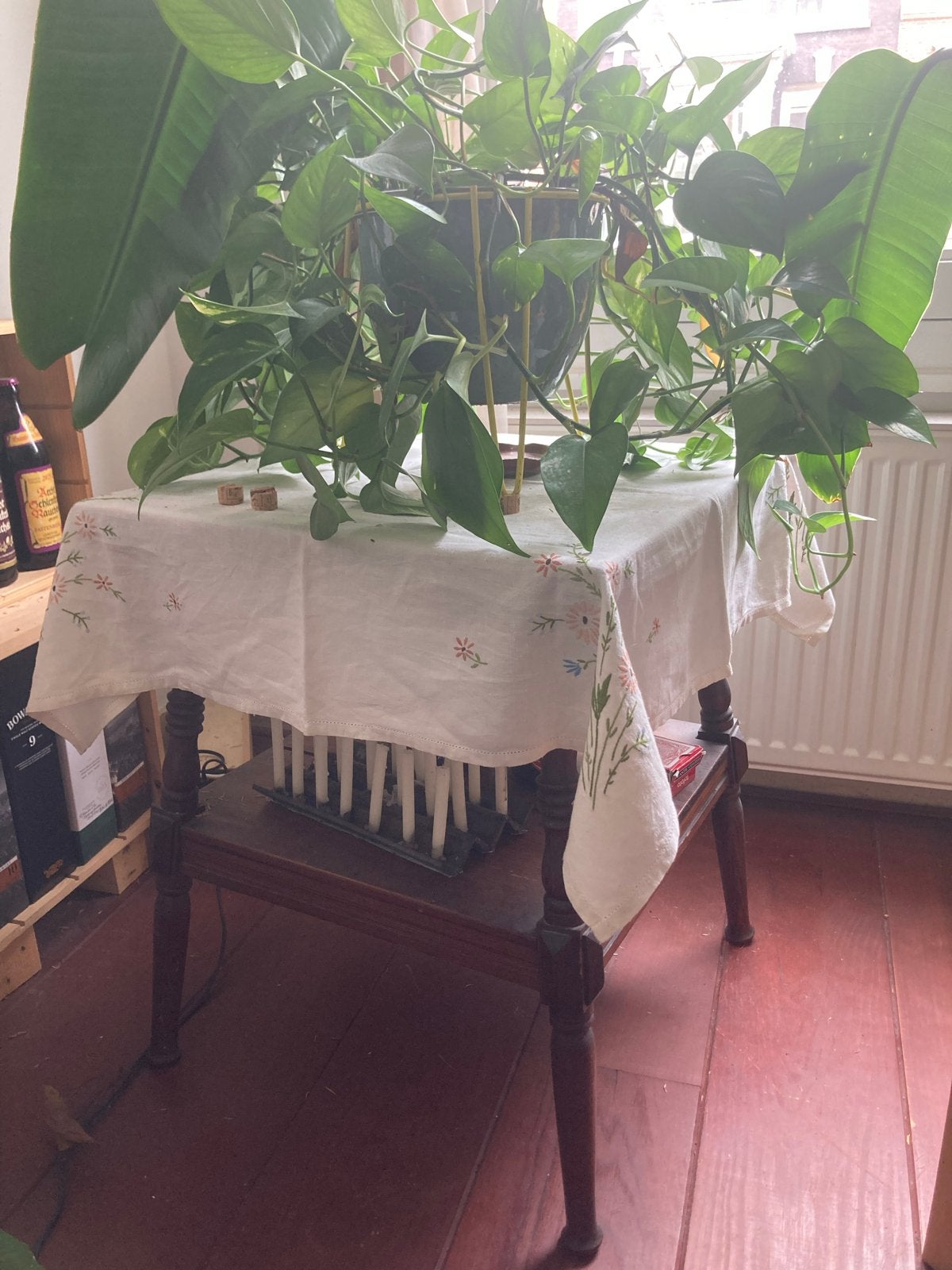 Vintage houten bijzettafel, Minder dan 55 cm, Gebruikt, Vierkant, Hout